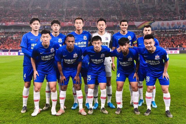 经纪人：我的话完全被断章取义了；孔蒂就像洛博特卡的父亲（经纪人：我的言论被严重误读，孔蒂对洛博特卡如父亲般关怀）