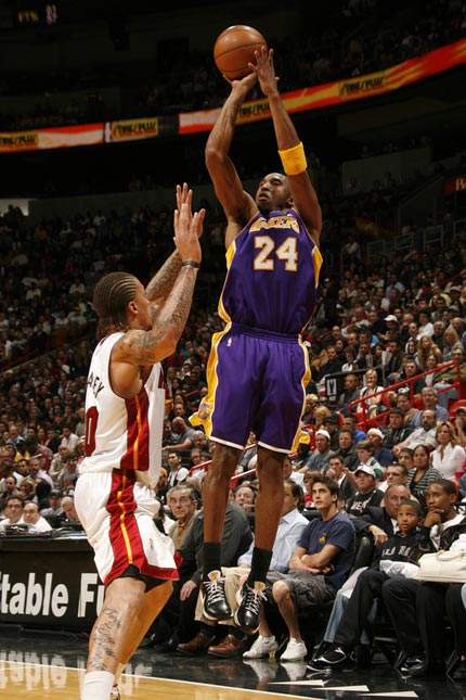 盘点篮球史上十大神奇绝杀（回顾篮球历史上十大不可思议的绝杀）