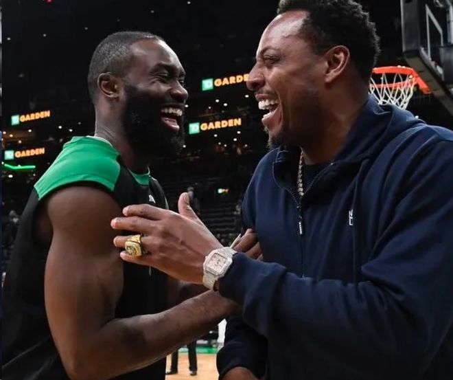 并非诺坎普首秀，世体：弗里克曾跟随拜仁在诺坎普踢过比赛（世体：弗里克并非诺坎普初秀，曾随拜仁在此出战）