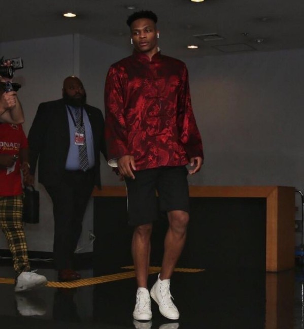 媒体人：国安欠薪8个月不真实，只有1个月是晚发了一些（媒体人辟谣：国安未欠薪8个月，仅一月延迟发放）