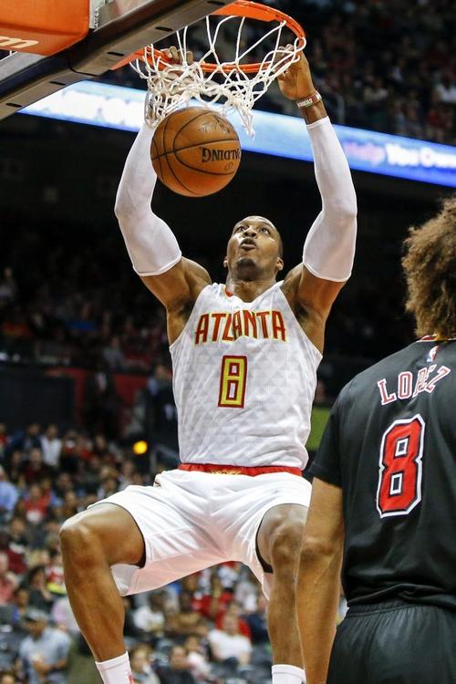 篮球盛宴已就位！主场门票火热在售（篮球狂欢即将开场，主场门票火爆开售）