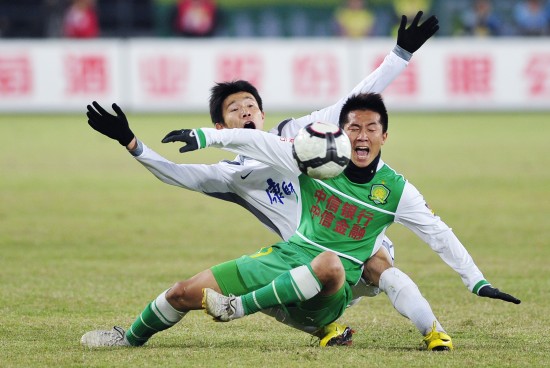 亚冠二级半场：纳塔吾头球造险，巴吞联0-0战平淡滨尼流浪者（亚冠下半场战报：纳塔吾头槌险破门，巴吞联与淡滨尼流浪者0-0握手言和）