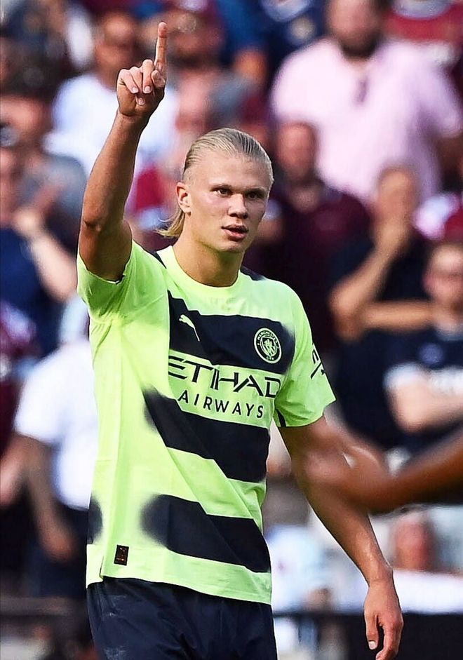 名记：姆巴佩告诉老弗爷，维尼修斯更关注球迷而不是场上表现（名记称：姆巴佩告知弗洛伦蒂诺，维尼修斯更在意球迷而非比赛表现）